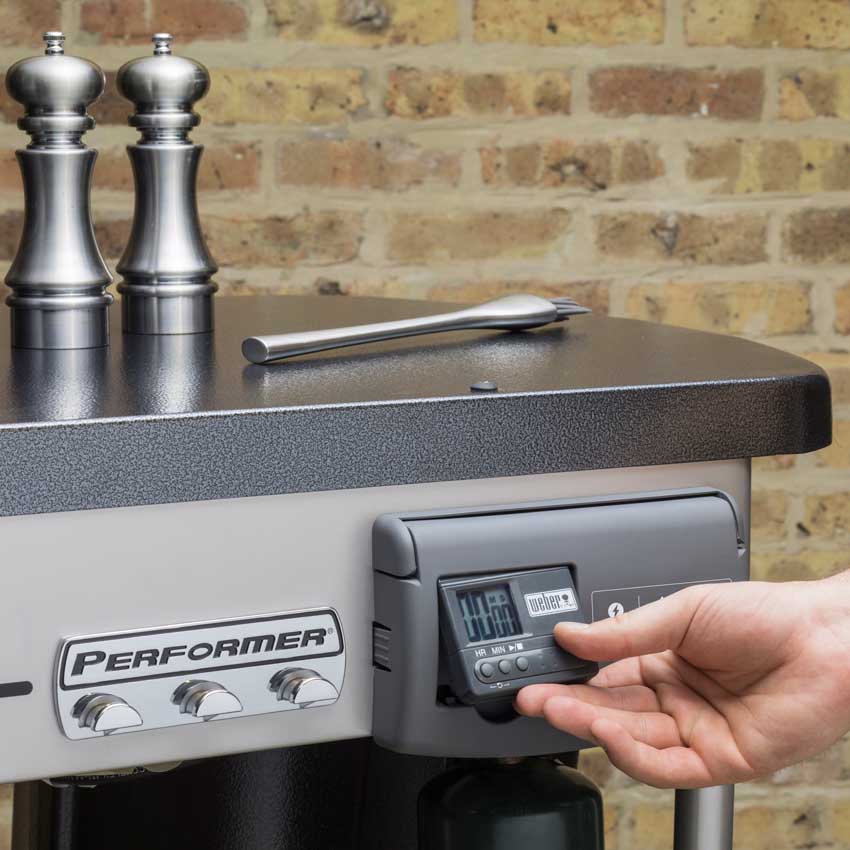 https://www.bbqmilano.com/product/performer-premium-gbs-charcoal-grill-57-cm/