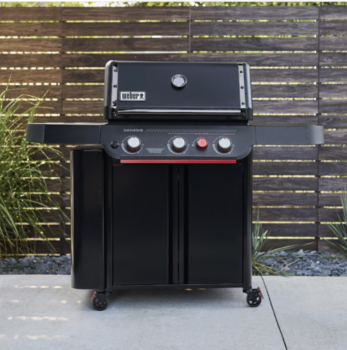 Weber Genesis E-330WR Stealth Edition
